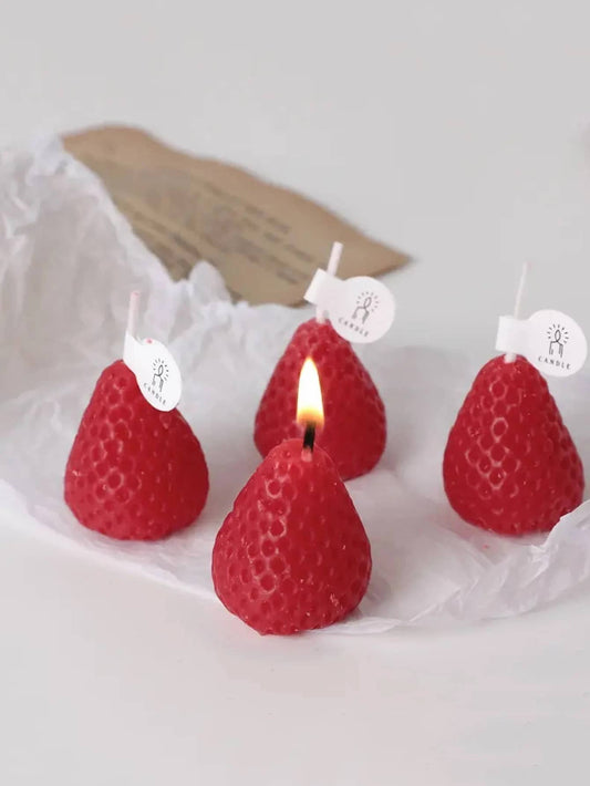 .....SI-25810 Strawberry shape candle: Red-164545 / OS